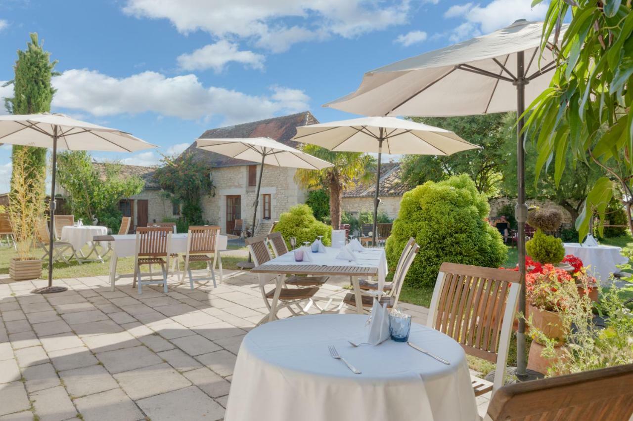 Le Pigeonnier Du Perron Hotel Availles-en-Chatellerault Exterior photo